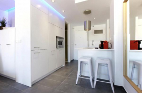 Precioso apartamento con vistas al mar y piscinas, Benalmadena